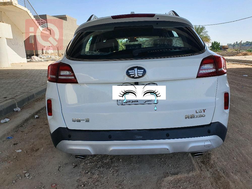 FAW Besturn X80
